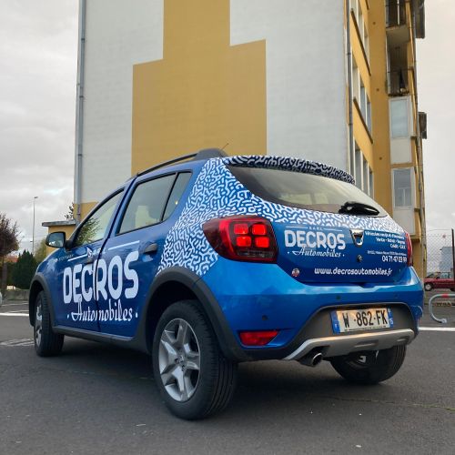 Marquage de véhicules réalisé par Cassiopub, agence à Aurillac (Cantal) et Rognac (Bouches-du-Rhône).