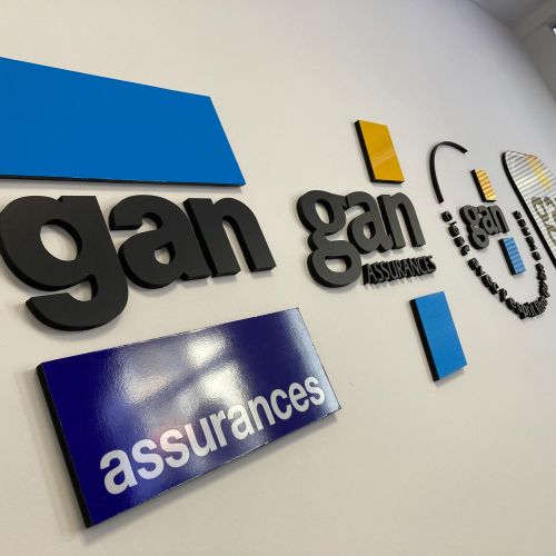 Décor et Stand réalisés par Cassiopub, agence à Aurillac (Cantal) et Rognac (Bouches-du-Rhône).